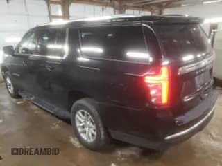 ✅ 2023 Chevrolet Suburban LT • VIN: 1GNSCCKD8PR379635 • Lot: 82086374. Wystawiony na Copart z przebiegiem 44 919 mil. Bezpłatny archiwum sprzedaży aukcyjnych z USA i szczegółowy raport historii pojazdu na DreamBid. Zdjęcie 2.