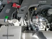 ✅ 2021 Jeep Wrangler Unlimited Sahara Altitude • VIN: 1C4HJXEG0MW746160 • Лот: 62329075. Опубликован ранее на Copart с пробегом 25 349 миль. Бесплатный доступ к архиву аукционных продаж из США и подробный отчёт об истории автомобиля на DreamBid. Изображение 13.