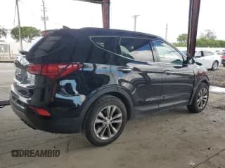 ✅ 2018 Hyundai Santa Fe 2.0T • VIN: 5XYZU4LA6JG570166 • Лот: 85393755. Опубликован ранее на Copart с пробегом 85 068 миль. Бесплатный доступ к архиву аукционных продаж из США и подробный отчёт об истории автомобиля на DreamBid. Изображение 3.