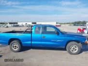 ✅ 1999 Dodge Dakota SLT • VIN: 1B7GL22Y9XS307637 • Lot: 43460284. Wystawiony na IAAI z przebiegiem 321 999 mil. Bezpłatny archiwum sprzedaży aukcyjnych z USA i szczegółowy raport historii pojazdu na DreamBid. Zdjęcie 13.