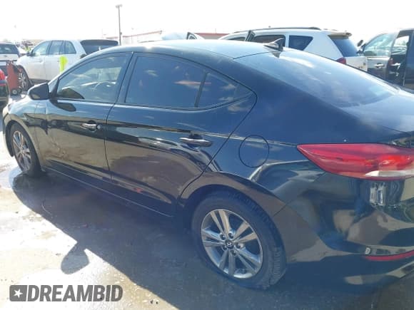 ✅ 2017 Hyundai Elantra SE • VIN: 5NPD84LF3HH085223 • Lot: 43620417. Listed on IAAI with 174,337 mi. Free auction sales archive from the USA and detailed vehicle history report at DreamBid. Image 14.