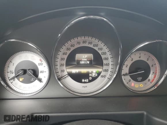 ✅ 2013 Mercedes-Benz GLK 350 • VIN: WDCGG8JBXDG107072 • Лот: 85952645. Опубликован ранее на Copart с пробегом 184 174 миль. Бесплатный доступ к архиву аукционных продаж из США и подробный отчёт об истории автомобиля на DreamBid. Изображение 9.