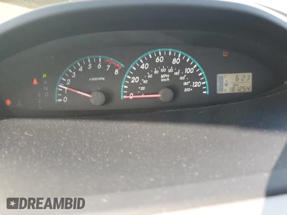 ✅ 2010 Toyota Yaris • VIN: JTDBT4K33A1376136 • Lot: 92212925. Listed on Copart with 181,254 mi. Free auction sales archive from the USA and detailed vehicle history report at DreamBid. Image 9.