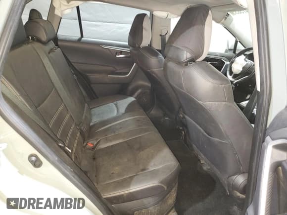 ✅ 2022 Toyota RAV4 Hybrid XLE Premium • VIN: JTMB6RFV4ND072513 • Lot: 60475855. Listed on Copart with 46,916 mi. Free auction sales archive from the USA and detailed vehicle history report at DreamBid. Image 11.