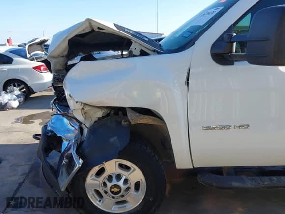 ✅ 2014 Chevrolet Silverado 2500HD Work Truck • VIN: 1GC1CVCG8EF161704 • Лот: 43678631. Опубликован ранее на IAAI с пробегом 264 452 миль. Бесплатный доступ к архиву аукционных продаж из США и подробный отчёт об истории автомобиля на DreamBid. Изображение 20.