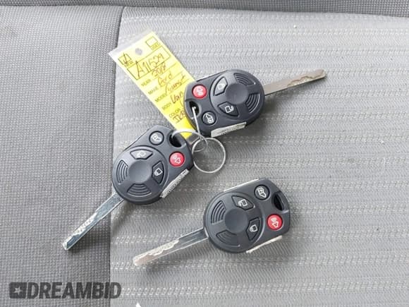 ✅ 2018 Ford Transit • VIN: 1FTYR1CM6JKB49306 • Lot: 41695457. Listed on IAAI with 121,124 mi. Free auction sales archive from the USA and detailed vehicle history report at DreamBid. Image 11.