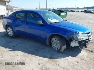 2013 Dodge Avenger SE z VIN 1C3CDZAB9DN655082, wystawiony jako IAAI lot #43313692 z przebiegiem 127 743 mil mil oraz . Historia ofert i sprzedaży dostępna na DreamBid. Obrazek 1.