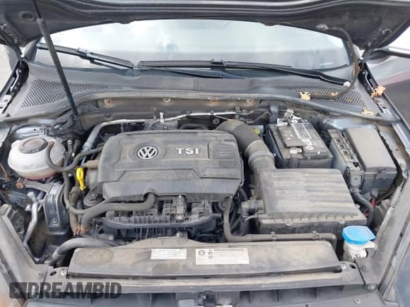 ✅ 2019 Volkswagen Golf S • VIN: 3VWH17AUXKM506457 • Lot: 42906860. Wystawiony na IAAI z przebiegiem 113 819 mil. Bezpłatny archiwum sprzedaży aukcyjnych z USA i szczegółowy raport historii pojazdu na DreamBid. Zdjęcie 10.