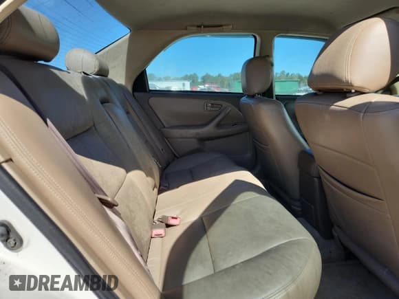 ✅ 2000 Toyota Camry CE • VIN: JT2BG28K1Y0513428 • Lot: 82124915. Wystawiony na Copart z przebiegiem 332 618 mil. Bezpłatny archiwum sprzedaży aukcyjnych z USA i szczegółowy raport historii pojazdu na DreamBid. Zdjęcie 10.