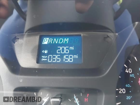 ✅ 2019 Ford Transit Cargo • VIN: 1FTYE2YM7KKB75117 • Lot: 43631171. Wystawiony na IAAI z przebiegiem 35 158 mil. Bezpłatny archiwum sprzedaży aukcyjnych z USA i szczegółowy raport historii pojazdu na DreamBid. Zdjęcie 15.