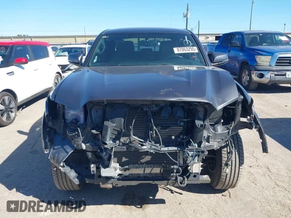 ✅ 2017 Toyota Tacoma SR5 • VIN: 3TMCZ5AN3HM055741 • Lot: 43582879. Listed on IAAI with 54,770 mi. Free auction sales archive from the USA and detailed vehicle history report at DreamBid. Image 13.