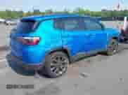 2021 Jeep Compass 80th Anniversary z VIN 3C4NJCEB3MT531703, wystawiony jako IAAI lot #42006349 z przebiegiem 73 876 mil mil oraz . Historia ofert i sprzedaży dostępna na DreamBid. Obrazek 4.