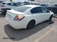 ✅ 2008 Nissan Altima S • VIN: 1N4AL21E38N409194 • Lot: 43012885. Wystawiony na IAAI z przebiegiem 193 163 mil. Bezpłatny archiwum sprzedaży aukcyjnych z USA i szczegółowy raport historii pojazdu na DreamBid. Zdjęcie 4.