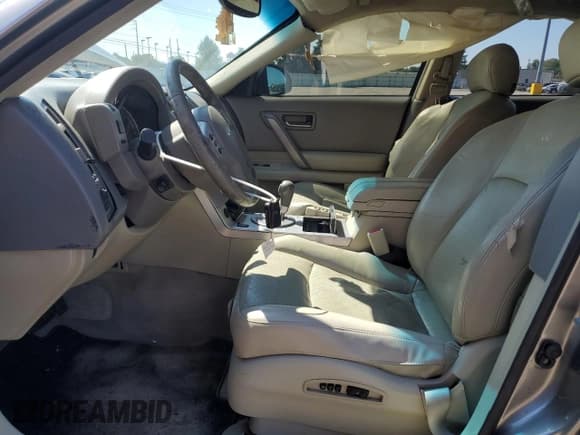 ✅ 2004 Infiniti FX • VIN: JNRAS08U24X110695 • Lot: 70898585. Listed on Copart with 199,170 mi. Free auction sales archive from the USA and detailed vehicle history report at DreamBid. Image 7.