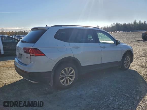 ✅ 2018 Volkswagen Tiguan S • VIN: 3VV0B7AX9JM068361 • Lot: 93914195. Wystawiony na Copart z przebiegiem 285 630 mil. Bezpłatny archiwum sprzedaży aukcyjnych z USA i szczegółowy raport historii pojazdu na DreamBid. Zdjęcie 3.