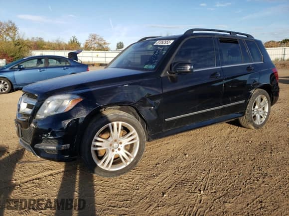 ✅ 2015 Mercedes-Benz GLK 350 • VIN: WDCGG8JB3FG422315 • Lot: 87092955. Listed on Copart with 153,436 mi. Free auction sales archive from the USA and detailed vehicle history report at DreamBid. Image 1.