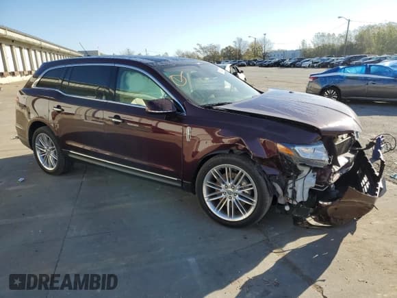 ✅ 2019 Lincoln MKT Reserve • VIN: 2LMHJ5AT4KBL04195 • Лот: 75426274. Опубликован ранее на Copart с пробегом 101 299 миль. Бесплатный доступ к архиву аукционных продаж из США и подробный отчёт об истории автомобиля на DreamBid. Изображение 4.