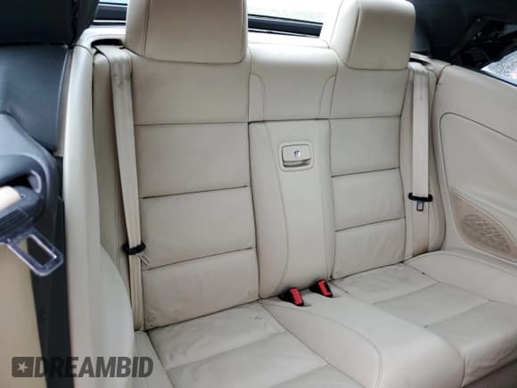 ✅ 2008 Volkswagen Eos Lux • VIN: WVWFA71F98V006395 • Лот: 55587765. Опубликован ранее на Copart с пробегом 132 650 миль. Бесплатный доступ к архиву аукционных продаж из США и подробный отчёт об истории автомобиля на DreamBid. Изображение 10.