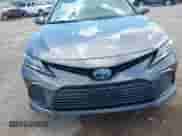 2021 Toyota Camry Hybrid LE с VIN 4T1C31AKXMU022642, выставлен на аукционе IAAI как лот 42612114 с пробегом 66 566 миль миль и . История ставок и продаж доступна на DreamBid. Изображение 6.
