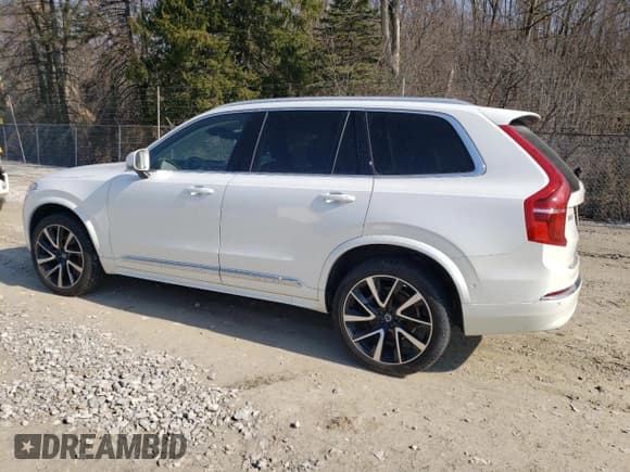 ✅ 2024 Volvo XC90 Plus Bright Theme • VIN: YV4062JE4R1154350 • Лот: 47663595. Опубликован ранее на Copart с пробегом 21 626 миль. Бесплатный доступ к архиву аукционных продаж из США и подробный отчёт об истории автомобиля на DreamBid. Изображение 2.