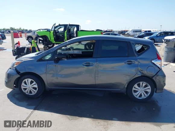 ✅ 2017 Nissan Note SV • VIN: 3N1CE2CP9HL376524 • Лот: 42087862. Опубликован ранее на IAAI с пробегом 171 404 миль. Бесплатный доступ к архиву аукционных продаж из США и подробный отчёт об истории автомобиля на DreamBid. Изображение 14.