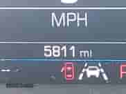 2020 Chevrolet Equinox LT z VIN 3GNAXJEV4LS727608, wystawiony jako IAAI lot #43434353 z przebiegiem 5 811 mil mil oraz . Historia ofert i sprzedaży dostępna na DreamBid. Obrazek 16.