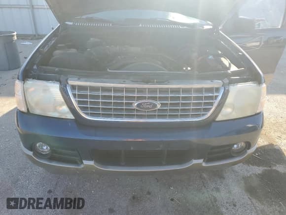 ✅ 2004 Ford Explorer Eddie Bauer • VIN: 1FMZU74W44UB78040 • Лот: 84029215. Опубликован ранее на Copart с пробегом 197 729 миль. Бесплатный доступ к архиву аукционных продаж из США и подробный отчёт об истории автомобиля на DreamBid. Изображение 12.