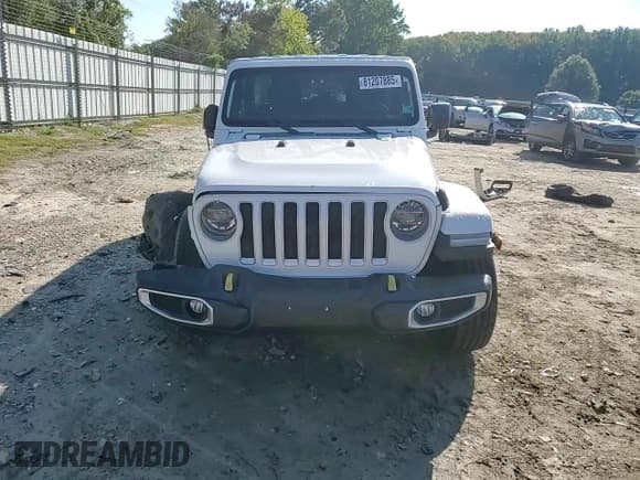 ✅ 2018 Jeep Wrangler Unlimited Sahara • VIN: 1C4HJXEN8JW222703 • Lot: 81207885. Wystawiony na Copart z przebiegiem 97 574 mil. Bezpłatny archiwum sprzedaży aukcyjnych z USA i szczegółowy raport historii pojazdu na DreamBid. Zdjęcie 13.