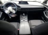 ✅ 2021 Mazda CX-30 S • VIN: 3MVDMBAL9MM248422 • Lot: 63765255. Wystawiony na Copart z przebiegiem 73 010 mil. Bezpłatny archiwum sprzedaży aukcyjnych z USA i szczegółowy raport historii pojazdu na DreamBid. Zdjęcie 8.