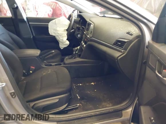 ✅ 2020 Hyundai Elantra SEL • VIN: KMHD84LFXLU099324 • Lot: 43377345. Listed on IAAI with 61,600 mi. Free auction sales archive from the USA and detailed vehicle history report at DreamBid. Image 5.