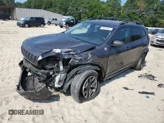 ✅ 2020 Jeep Cherokee Trailhawk Elite • VIN: 1C4PJMBX8LD602056 • Lot: 67016915. Listed on Copart with 71,451 mi. Free auction sales archive from the USA and detailed vehicle history report at DreamBid. Image 1.