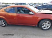✅ 2008 Dodge Avenger SXT • VIN: 1B3LC56R08N155347 • Lot: 43403559. Wystawiony na IAAI z przebiegiem 190 891 mil. Bezpłatny archiwum sprzedaży aukcyjnych z USA i szczegółowy raport historii pojazdu na DreamBid. Zdjęcie 13.