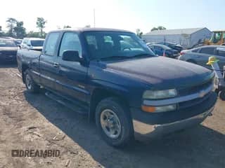 2002 Chevrolet Silverado 1500 LS z VIN 2GCEK19V321291539, wystawiony jako IAAI lot #43012065 z przebiegiem 100 084 mil mil oraz . Historia ofert i sprzedaży dostępna na DreamBid. Obrazek 1.