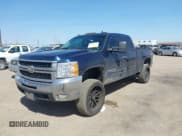 ✅ 2009 Chevrolet Silverado 2500HD LT • VIN: 1GCHK59K39E120969 • Lot: 41688773. Listed on IAAI with 256,627 mi. Free auction sales archive from the USA and detailed vehicle history report at DreamBid. Image 2.