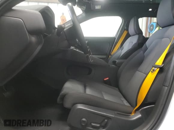 ✅ 2024 Polestar 2 Performance Plus • VIN: YSMFG3KA3RL225753 • Lot: 56705315. Wystawiony na Copart z przebiegiem 2 794 mil. Bezpłatny archiwum sprzedaży aukcyjnych z USA i szczegółowy raport historii pojazdu na DreamBid. Zdjęcie 7.