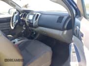 ✅ 2015 Toyota Tacoma PreRunner • VIN: 5TFKU4HN1FX007298 • Lot: 43449436. Wystawiony na IAAI z przebiegiem 230 810 mil. Bezpłatny archiwum sprzedaży aukcyjnych z USA i szczegółowy raport historii pojazdu na DreamBid. Zdjęcie 5.