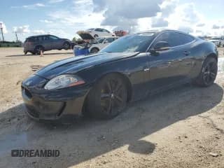 ✅ 2010 Jaguar XK XKR • VIN: SAJWA4DC1AMB38762 • Лот: 73865884. Опубликован ранее на Copart с пробегом 98 030 миль. Бесплатный доступ к архиву аукционных продаж из США и подробный отчёт об истории автомобиля на DreamBid. Изображение 1.