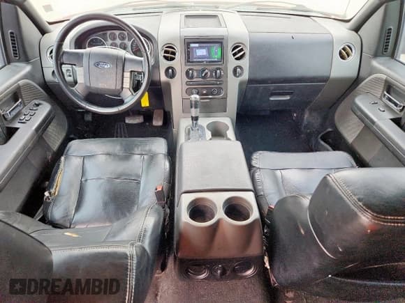 ✅ 2008 Ford F-150 XLT • VIN: 1FTPW14VX8KC57711 • Lot: 93336985. Listed on Copart with 192,014 mi. Free auction sales archive from the USA and detailed vehicle history report at DreamBid. Image 8.