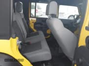 ✅ 2008 Jeep Wrangler Unlimited X • VIN: 1J4GA39188L645430 • Lot: 41931639. Wystawiony na IAAI z przebiegiem 172 837 mil. Bezpłatny archiwum sprzedaży aukcyjnych z USA i szczegółowy raport historii pojazdu na DreamBid. Zdjęcie 8.