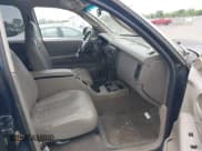 ✅ 2001 Dodge Dakota Sport • VIN: 1B7GG2AN41S220246 • Lot: 42361348. Wystawiony na IAAI z przebiegiem 219 286 mil. Bezpłatny archiwum sprzedaży aukcyjnych z USA i szczegółowy raport historii pojazdu na DreamBid. Zdjęcie 5.