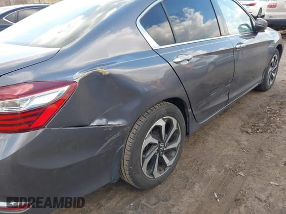 ✅ 2016 Honda Accord EX • VIN: 1HGCR2F73GA145185 • Lot: 41897776. Listed on IAAI with 110,511 mi. Free auction sales archive from the USA and detailed vehicle history report at DreamBid. Image 19.
