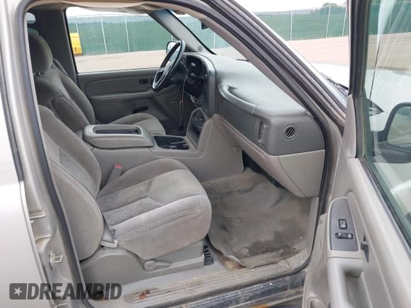 ✅ 2005 Chevrolet Suburban LT • VIN: 1GNFK16Z25J167789 • Лот: 42367356. Опубликован ранее на IAAI с пробегом 267 112 миль. Бесплатный доступ к архиву аукционных продаж из США и подробный отчёт об истории автомобиля на DreamBid. Изображение 5.