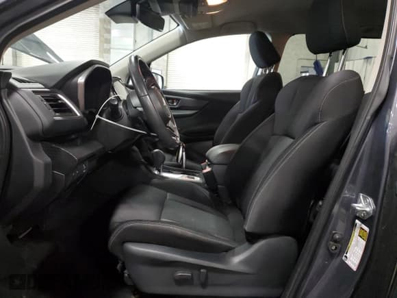 ✅ 2023 Subaru Ascent Premium • VIN: 4S4WMAED0P3449196 • Lot: 90493135. Listed on Copart with 34,169 mi. Free auction sales archive from the USA and detailed vehicle history report at DreamBid. Image 7.