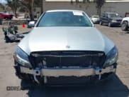 ✅ 2017 Mercedes-Benz C 300 • VIN: 55SWF4JB6HU223882 • Lot: 42795716. Wystawiony na IAAI z przebiegiem 113 759 mil. Bezpłatny archiwum sprzedaży aukcyjnych z USA i szczegółowy raport historii pojazdu na DreamBid. Zdjęcie 13.