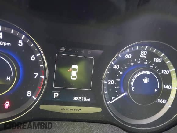 2017 Hyundai Azera с VIN KMHFG4JG2HA581950, выставлен на аукционе IAAI как лот 41368484 с пробегом 92 210 миль миль и . История ставок и продаж доступна на DreamBid. Изображение 7.