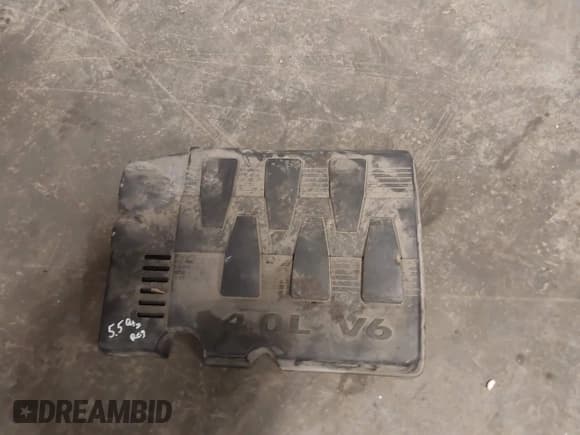 ✅ 2010 Chrysler Town & Country Limited • VIN: 2A4RR7DX5AR386462 • Lot: 41781713. Wystawiony na IAAI z przebiegiem 183 091 mil. Bezpłatny archiwum sprzedaży aukcyjnych z USA i szczegółowy raport historii pojazdu na DreamBid. Zdjęcie 12.