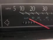 ✅ 1992 Cadillac DeVille • VIN: 1G6CD53B2N4227608 • Lot: 42190714. Listed on IAAI with 123,256 mi. Free auction sales archive from the USA and detailed vehicle history report at DreamBid. Image 7.