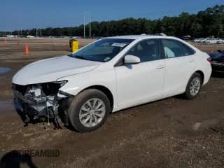 2016 Toyota Camry XLE with VIN 4T1BF1FK9GU164853, listed as a Copart auction lot 69466875 with 118,044 mi miles and Salvage title. Bid and sale history available at DreamBid. Image 1.