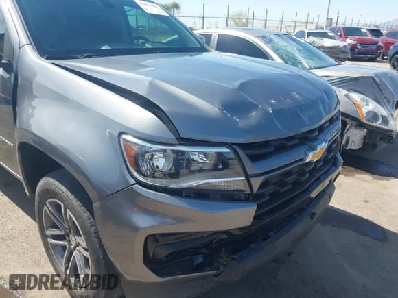 ✅ 2021 Chevrolet Colorado 2WD Work Truck • VIN: 1GCGSBEA8M1275346 • Lot: 42892628. Wystawiony na IAAI z przebiegiem 76 119 mil. Bezpłatny archiwum sprzedaży aukcyjnych z USA i szczegółowy raport historii pojazdu na DreamBid. Zdjęcie 6.
