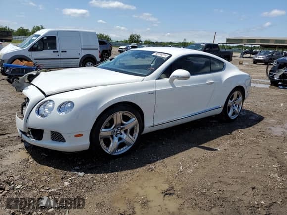 ✅ 2013 Bentley Continental GT • VIN: SCBFU7ZA2DC084722 • Lot: 50199214. Listed on Copart with 25,225 mi. Free auction sales archive from the USA and detailed vehicle history report at DreamBid. Image 1.